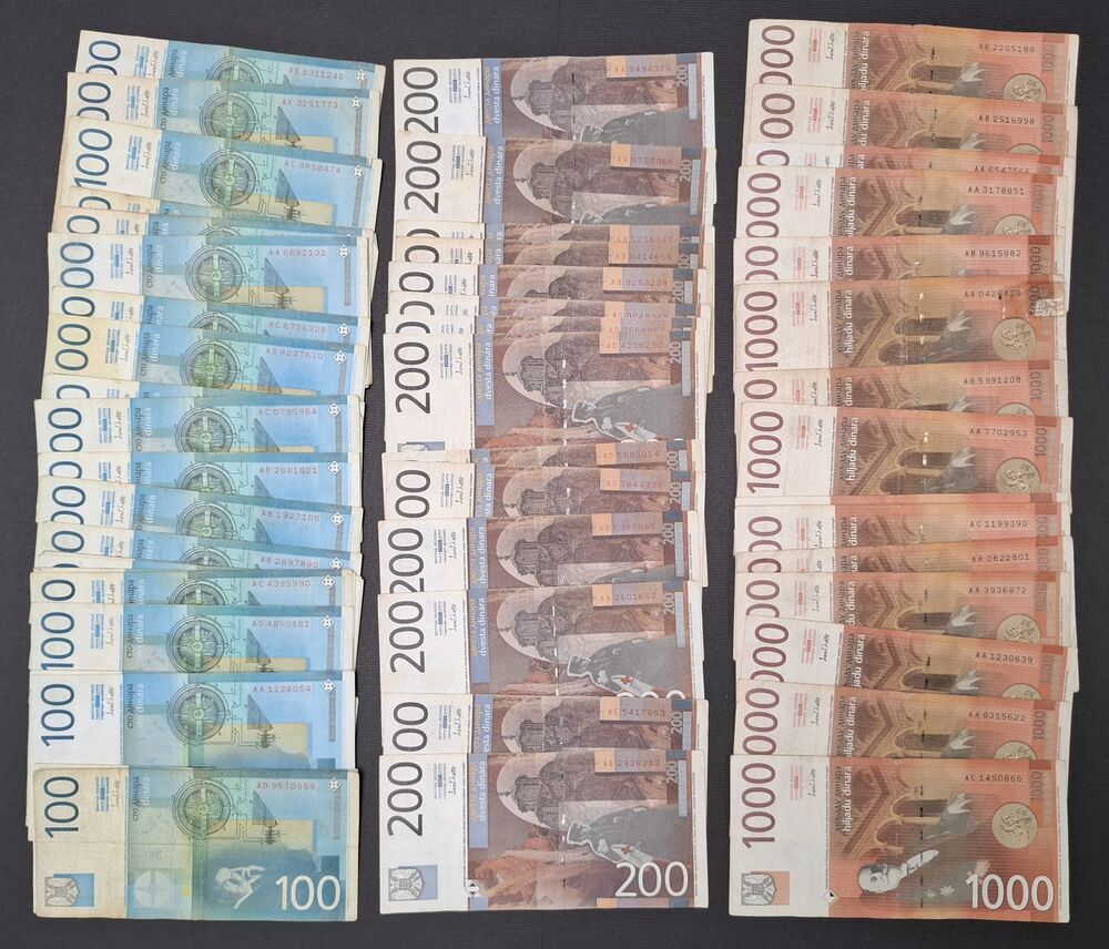 Yugoslavia - Group of 70 notes 2000/01 - Average F/VF