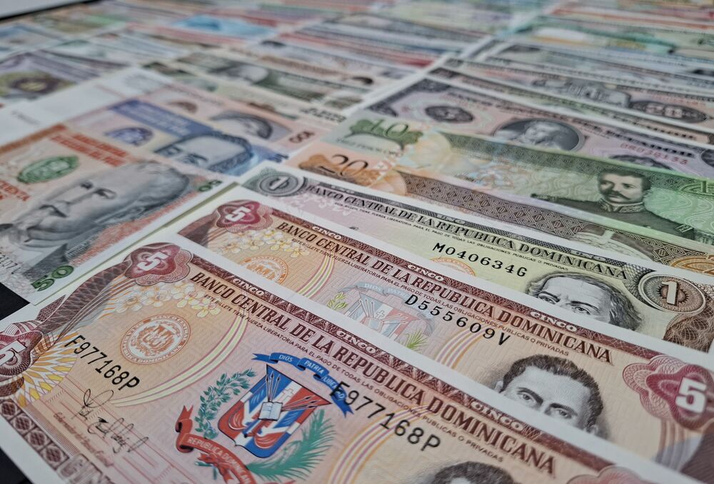  America - Group of 92 notes - AU/UNC